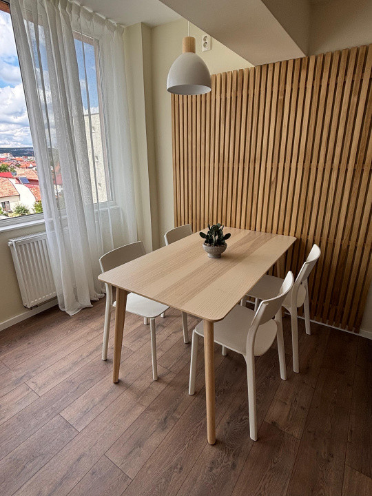 Apartament 3 camere decomandate, 93 mp, prima inchiriere, zona Iulius Mall