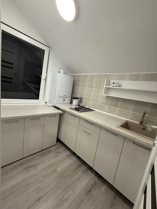 Apartament cu 3 camere, 80mp, Zona Zorilor