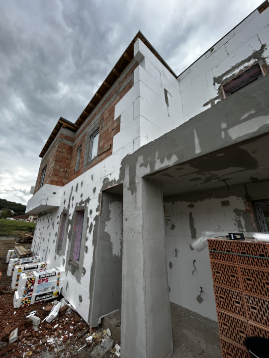 Casa individuala Narciselor 4 camere si teren 440 mp