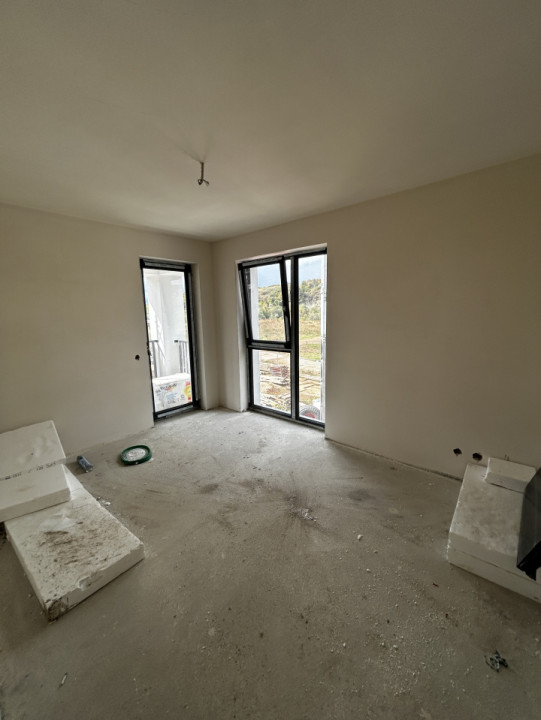 Apartament finisat cu 2  camere 40mp Tineretului bloc nou 