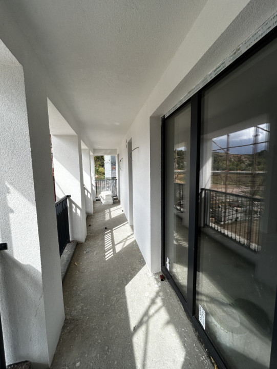 Apartament finisat cu 2  camere 40mp Tineretului bloc nou 