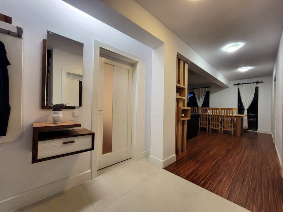 Casă tip duplex, 120 mp, 400 mp teren, 4 parcări, la cheie, zona Hub Educațional