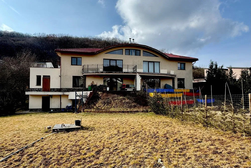 Casa de vanzare , 200 mp utili , zona Tautiului