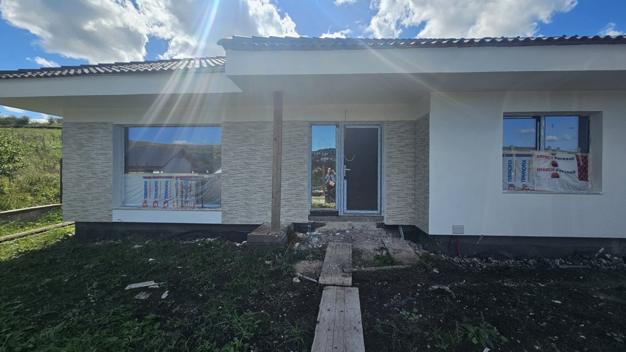 Casa Individuala pe un Nivel, 120 mp, Chinteni