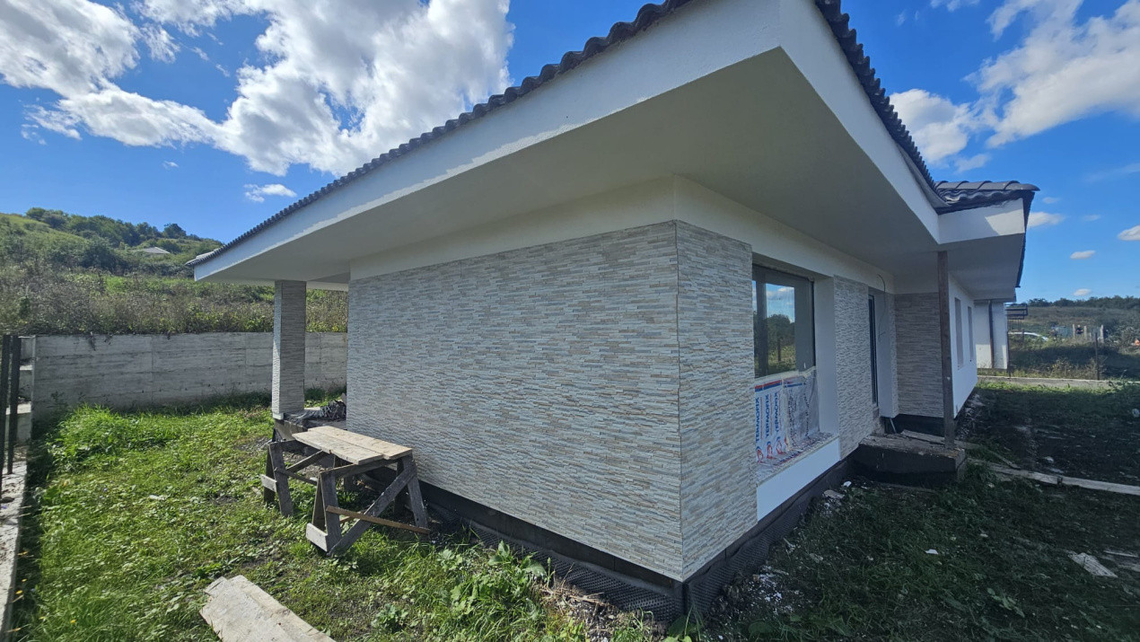 Casa Individuala pe un Nivel, 120 mp, Chinteni