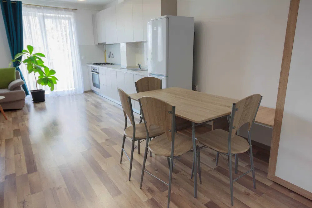 Apartament 2 camere,45mp,zona Andrei Muresanu 