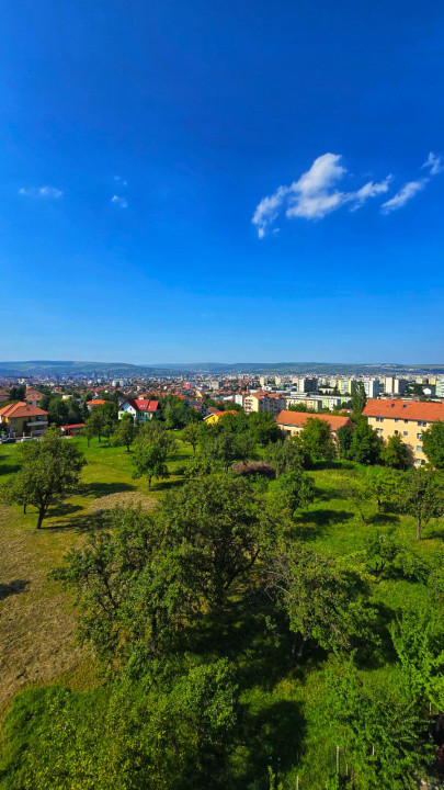 Apartament 2 camere ,45mp,zona buna ziua 