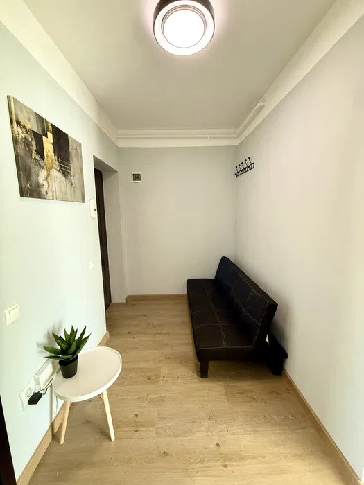 Apartament cu 2 camere, 50 mp, 2 balcoane zona Porii