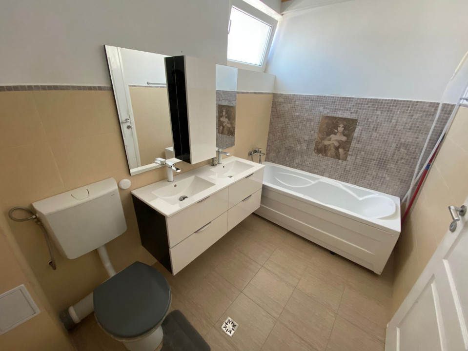  Apartament ultra finisat de inchiriat