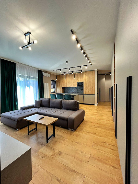 Apartament Lux cu 2 camere, zona Borhanci