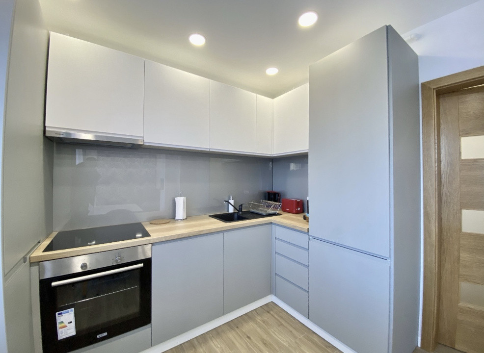 Apartament 2 camere,52mp,zona Plopilor 