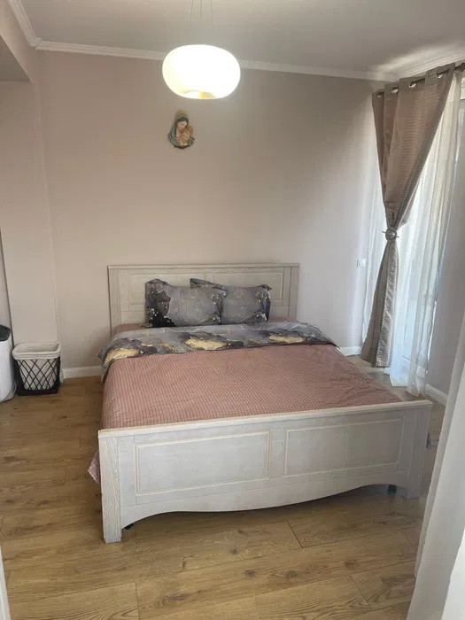 Apartament cu 2 camere,90mp,parcare, Zona Zorilor