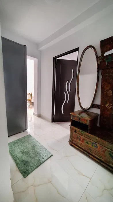 Apartament cu 2 Camere,50mp, Zona Andrei Muresanu