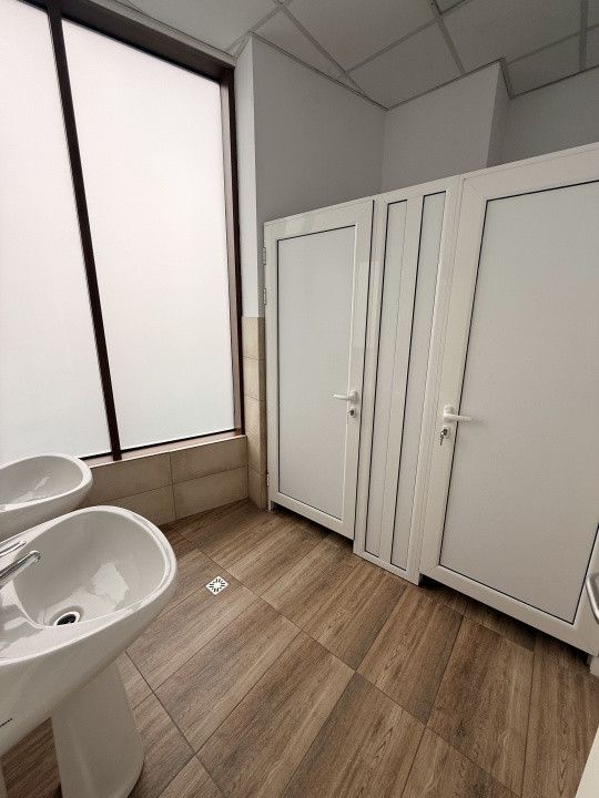 Spatiu Comercial, P-ta Mihai Viteazul, 353 MP, Central