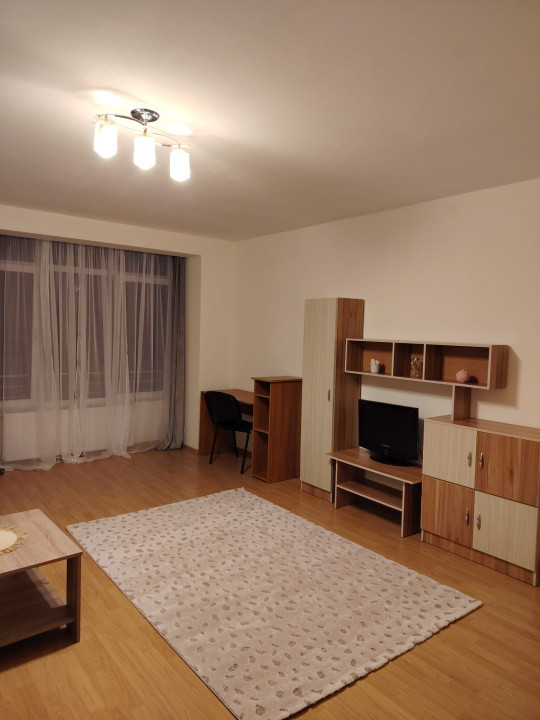Apartament 3 camere zona Eroilor