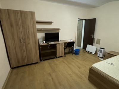 Garsoniera, 28 mp, ultracentral, zona Fac. Medicina