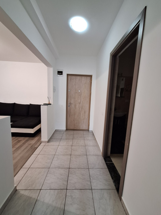 Apartament cu 2 camere, 50 mp, balcon, zona Cetatii