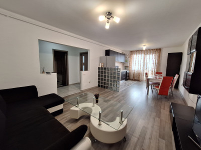 Apartament cu 2 camere, 50 mp, balcon, zona Cetatii