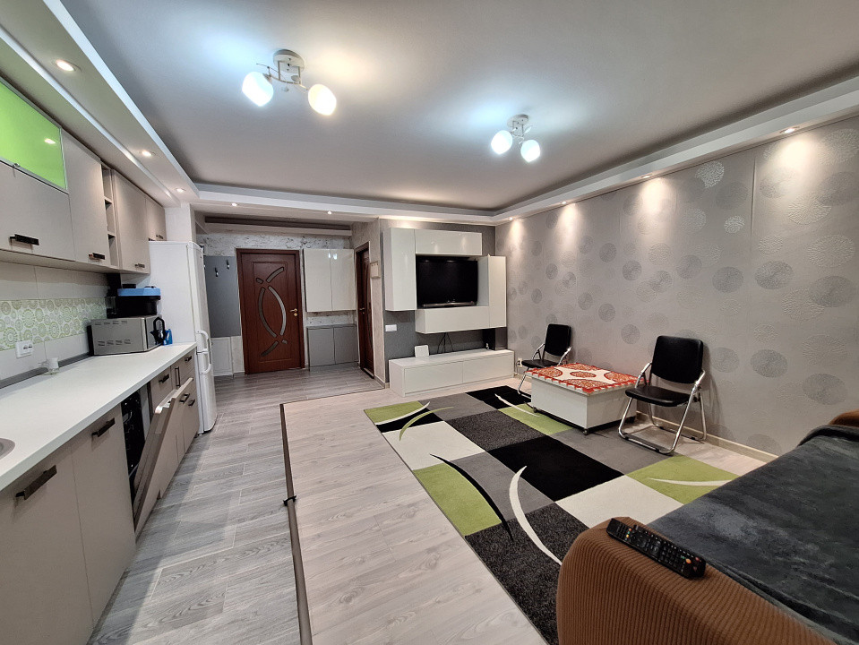 Apartament cu 2 camere, 53 mp, 2 terase, zona Razoare