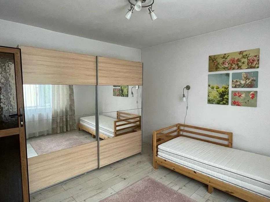 Apartament cu 2 camere,45mp, Zona Semicentrala
