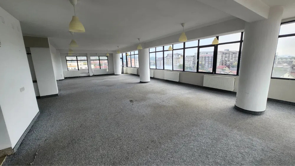 Spatiu de Birou 100mp, Marasti