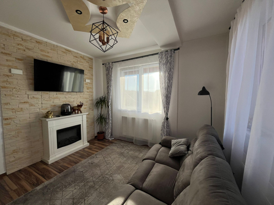 Apartament 4 camere, 2 niveluri, 135 mp, în zona Cetății – cu parcare inclusă!