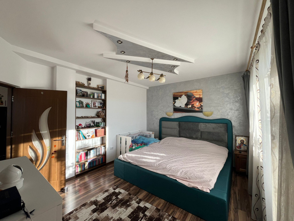 Apartament 4 camere, 2 niveluri, 135 mp, în zona Cetății – cu parcare inclusă!