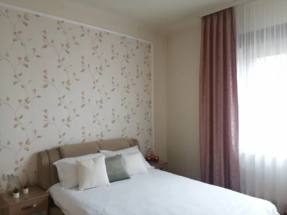 Casa cu 2 camere,70mp,parcare, petfriendly, Zona Dambul Rotund