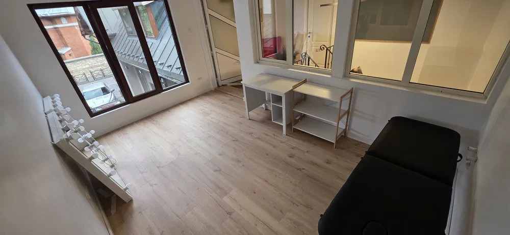 Camera pentru Cosmetica, zona Centrata