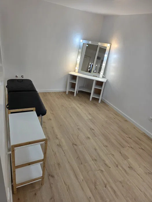 Camera pentru Cosmetica, zona Centrata