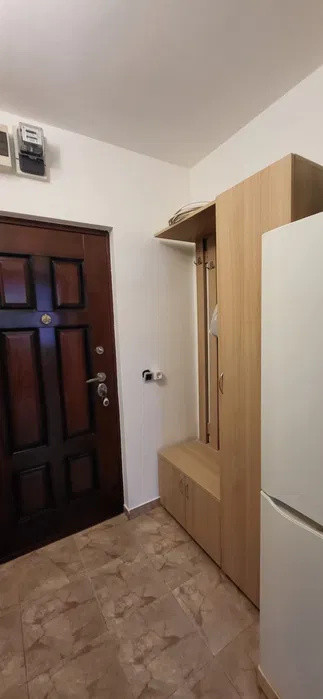 Garsoniera spatioasa, 32 mp, zona strazii Parang