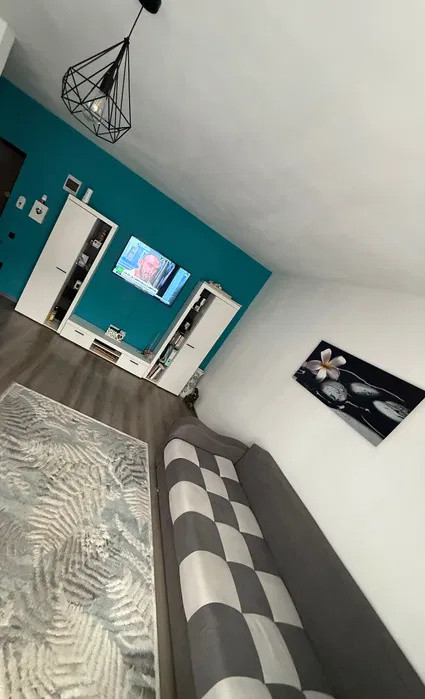 Apartament cu 2 camere, 45 mp, parcare 2 balcoane, zona Terra