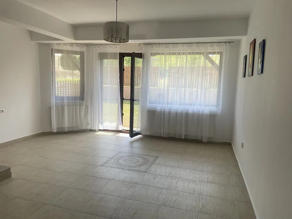 Casă 220mp, zona Panorama