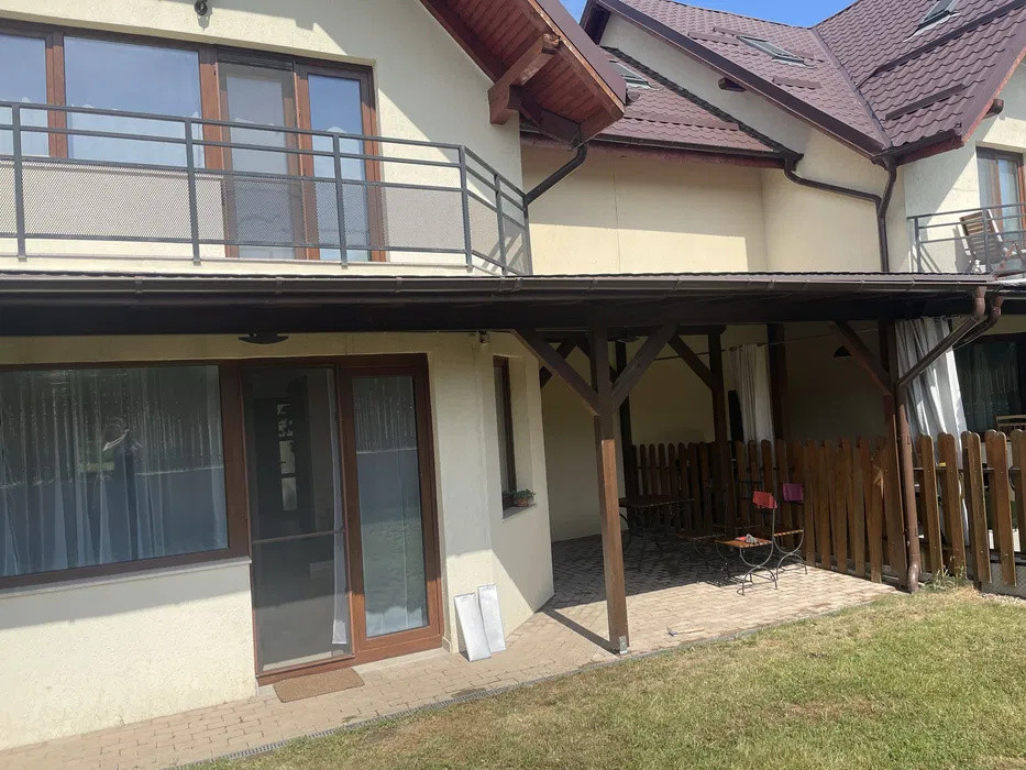 Casă 220mp, zona Panorama