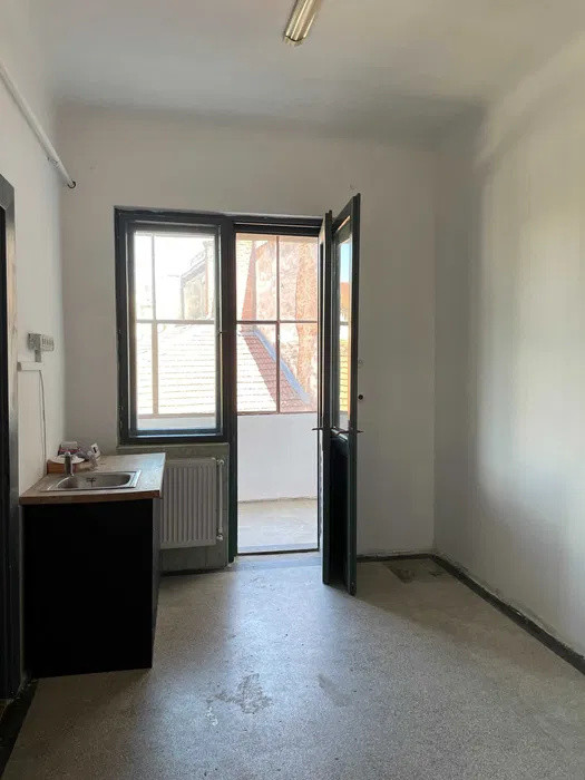 Apartament cu 4 camere,115mp, Zona Centru