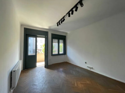 Apartament cu 4 camere,115mp, Zona Centru