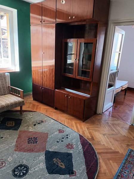 Apartament cu 2 camere, zona Gruia