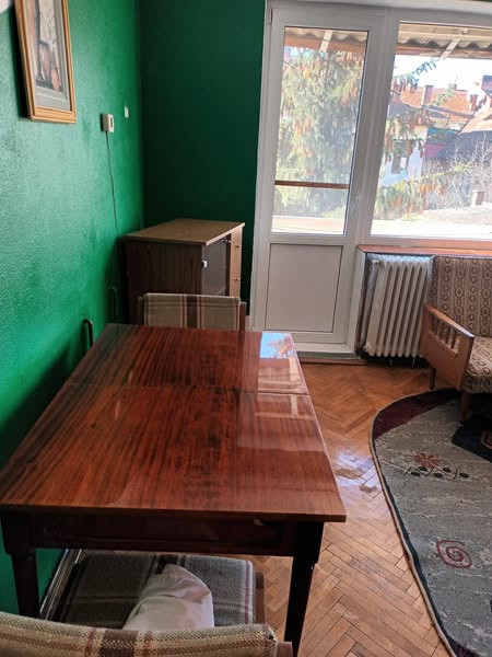 Apartament cu 2 camere, zona Gruia