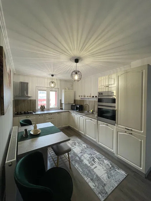 Apartament cu 4 dormitoare,80mp,parcare, Zona Zorilor