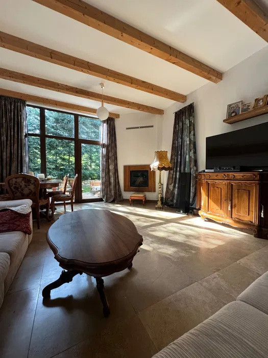 Vila de Lux, in Faget