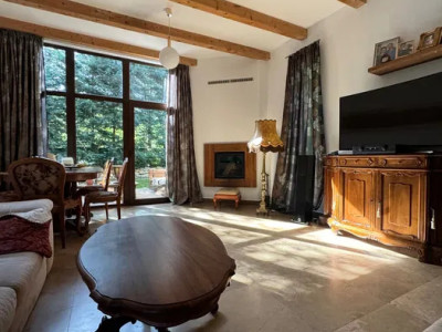 Vila de Lux, in Faget