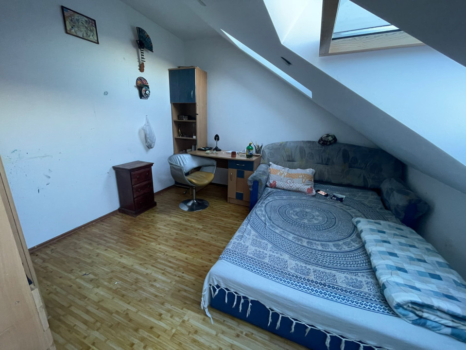 Apartament de 3 camere,78 mp, pe 2 nivele zona Tautiului