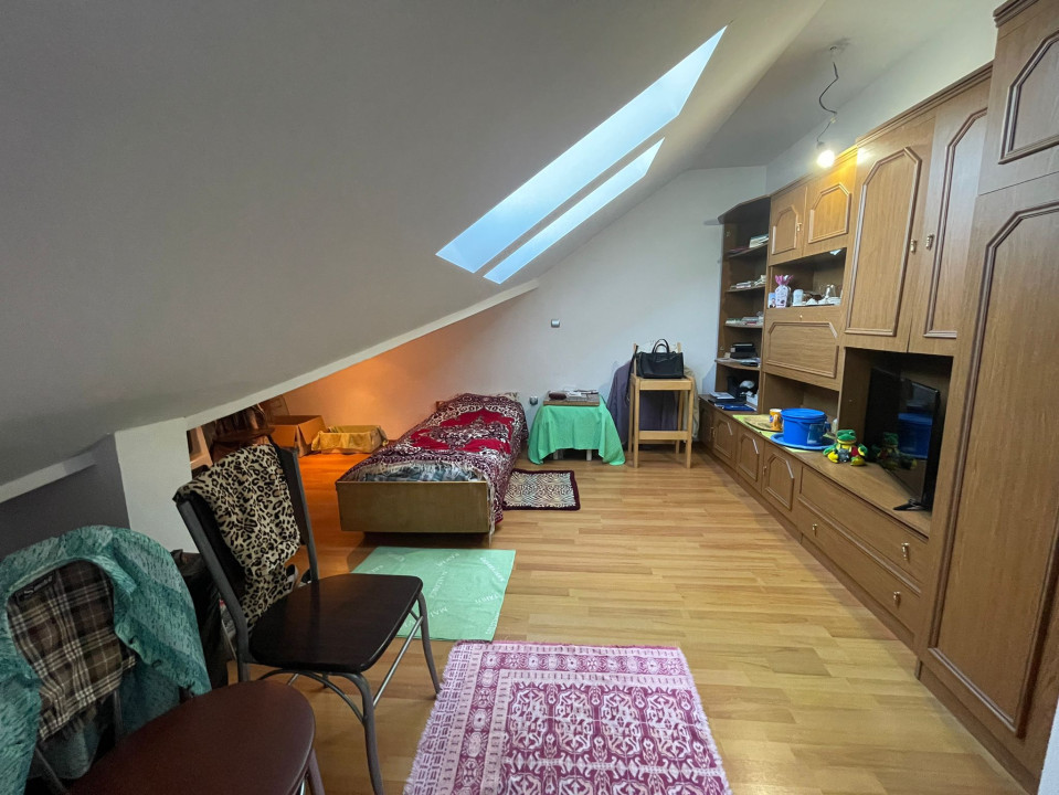 Apartament de 3 camere,78 mp, pe 2 nivele zona Tautiului