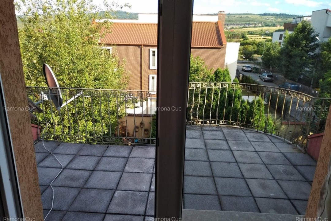 Vila, 5 camere, 2 parcari, sauna si gradina, Buna Ziua