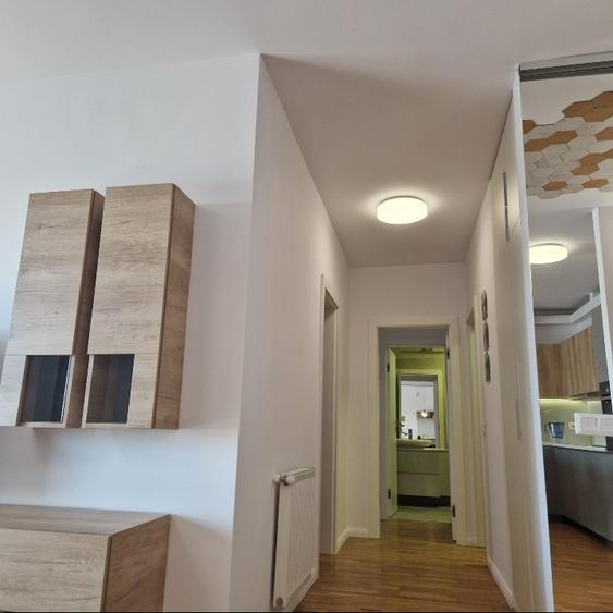 Apartament cu 3 camere,80mp,parcare,,Zona centru