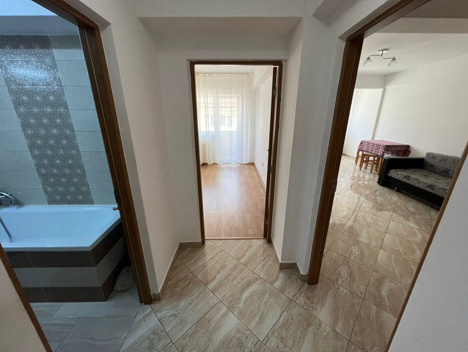 Apartament cu 2 camere, 51 mp, balcon, zona Ioan Rus