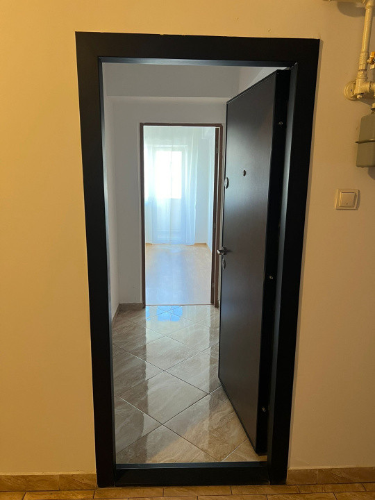 Apartament cu 2 camere, 51 mp, balcon, zona Ioan Rus