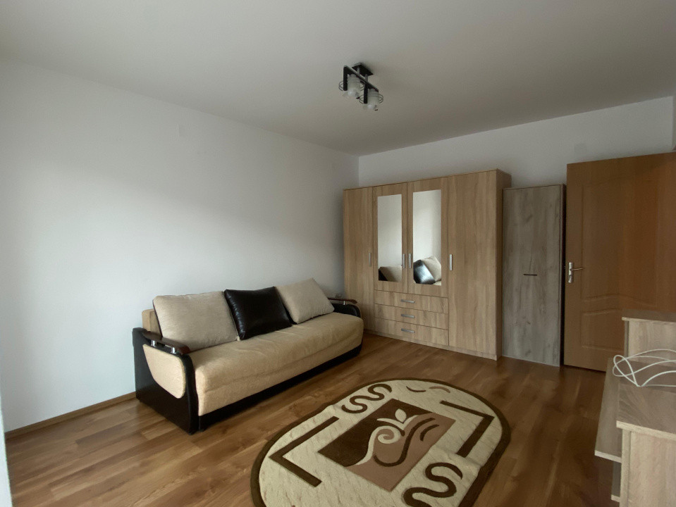 Apartament de 38mp, pet-friendly, cu parcare, strada Florilor
