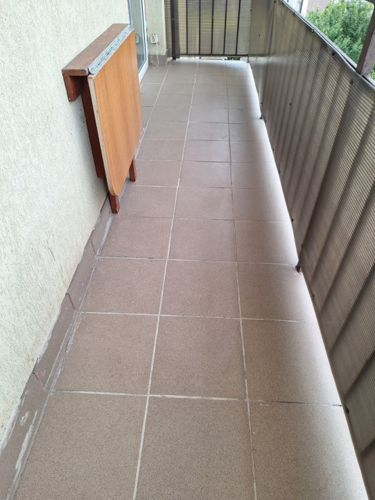 Apartament cu 2 camere, decomandat, parcare, zona Eroilor