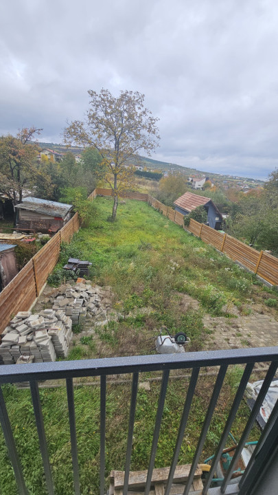 Duplex 6 camere, 150mp utili, 700mp teren, Dambu Rotund